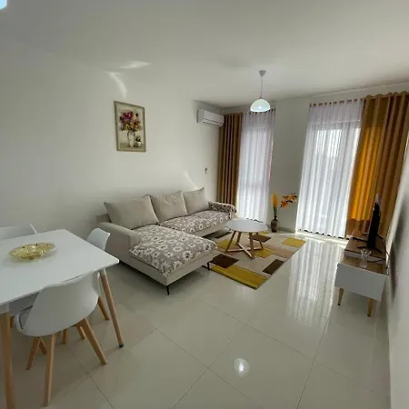 Apartman Farmacia10 *